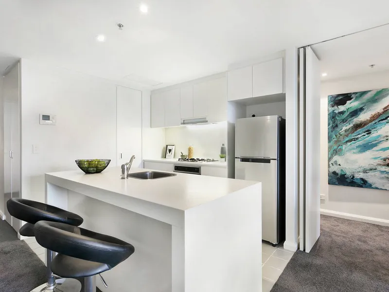 King Street Wharf Apartment moments away from Barangaroo | Unfurnished