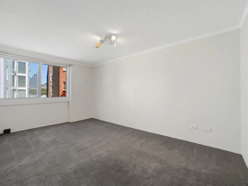 Spacious and Bright Studio