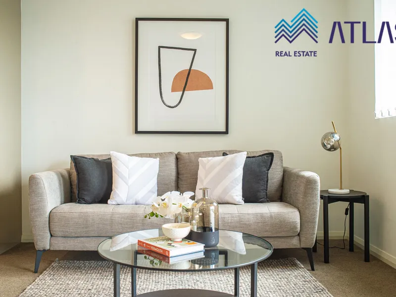 Perfect for First Home Buyer! Garden View Higher Level one Bedroom +Study area