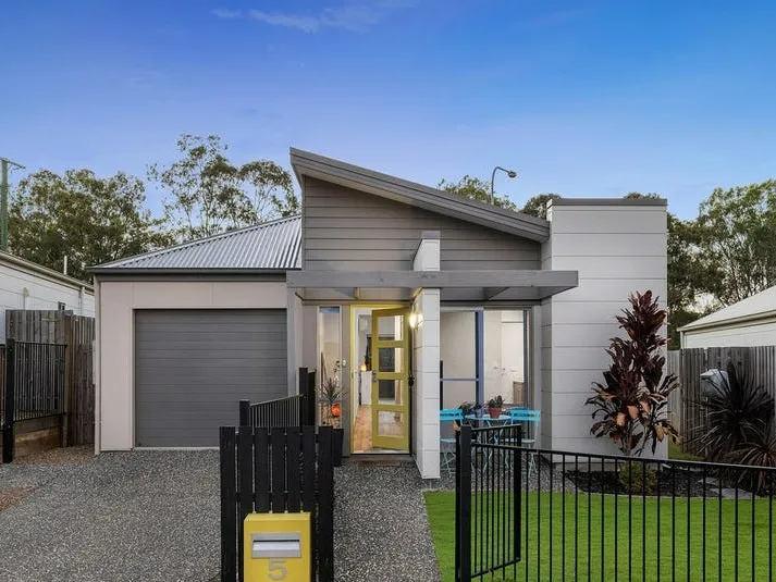 Beauty on Prantl - AVAILABLE FROM THE 17th October