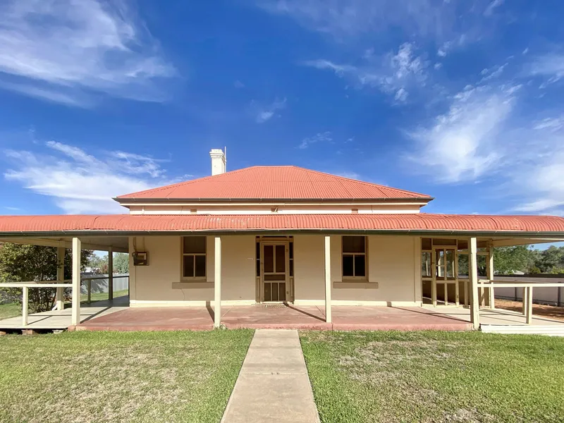 Charming Home in Menindee
