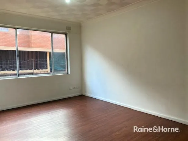 Standard Clean 2 Bedroom Unit 