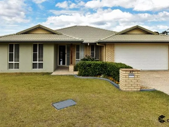 CONTRACT CRASHED 4 Bedroom Family Home + Walk to Schools & Train