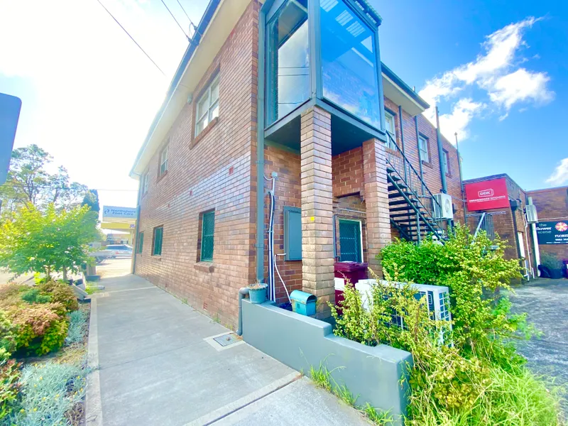 BEYOND THE EXPECTED - 2 Bedroom with Floorboards throughout
