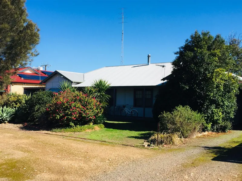 Family Home or Investment Opportunity....