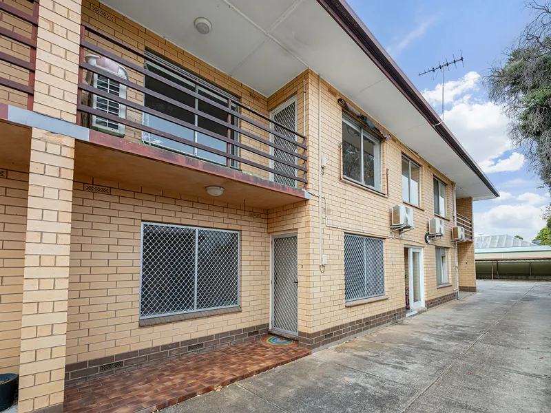 Fantastic Unit in Outstanding Location