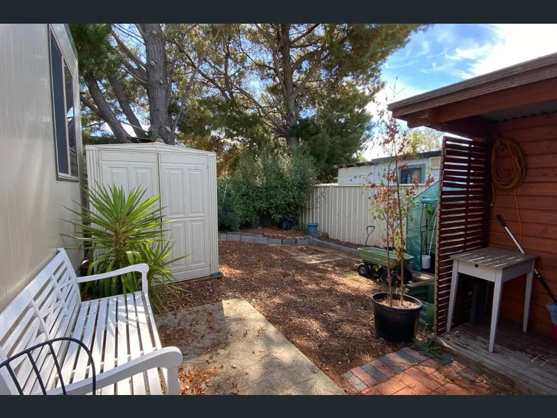 1 Bedroom close to Canberra