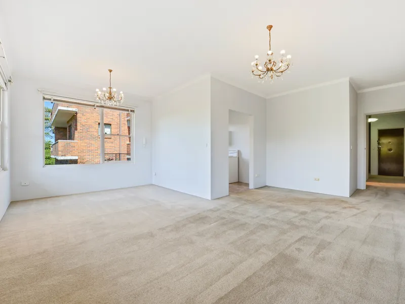 Spacious Three Bedroom Apartment 