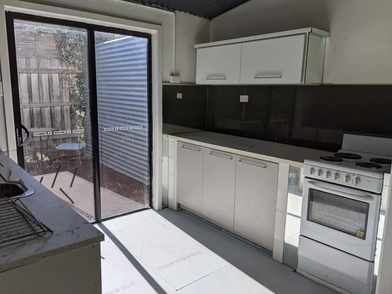 UNDER APPLICATION...3 DOORS BEACH- UPDATED KITCHEN, ALFRESCO, PRIVATE SECLUDED SECURE LOCALE. FLEXIBLE FLOORPLAN. * View Sat 12:45-1:15pm 