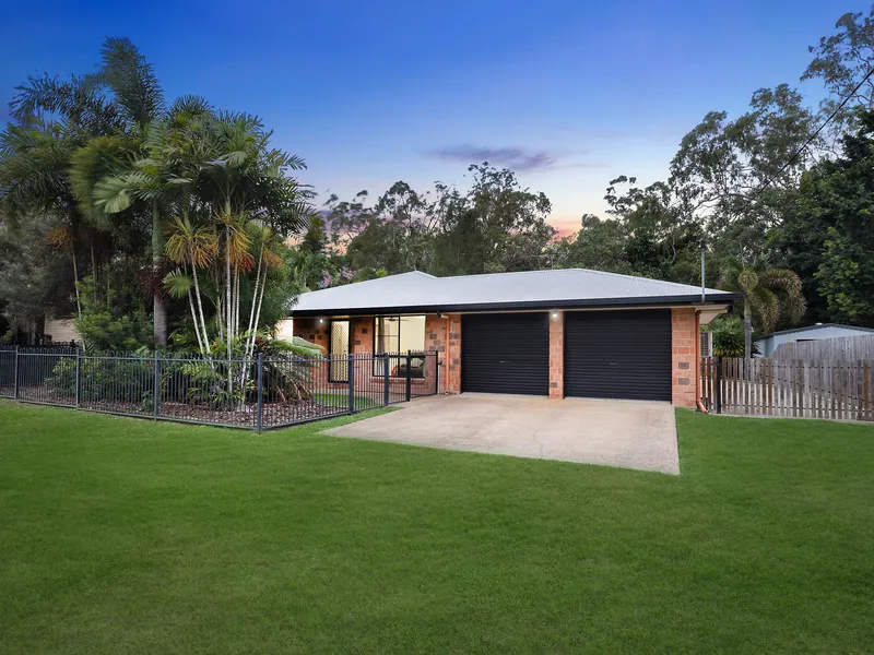 Lowset Brick Home in the Heart of the Cawarral Village