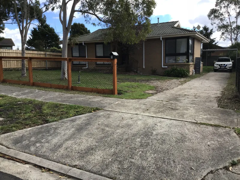 SEMI FURNISHED 3 BRM HOME 