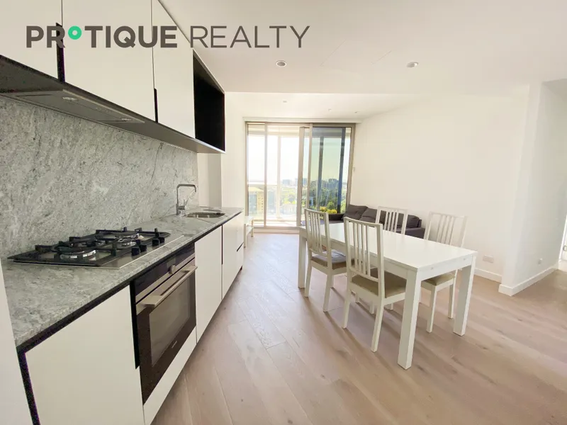 At the Edge of CBD | WSP 2B1B Furnished Apartment | Near Southern Crossing Station