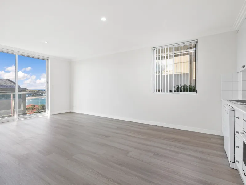 Close to the dining, shopping and nightlife of Bondi