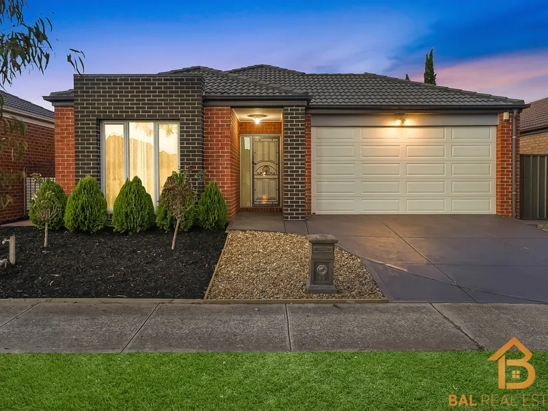 Perfect Family Home in the Heart of Tarneit !!!!
