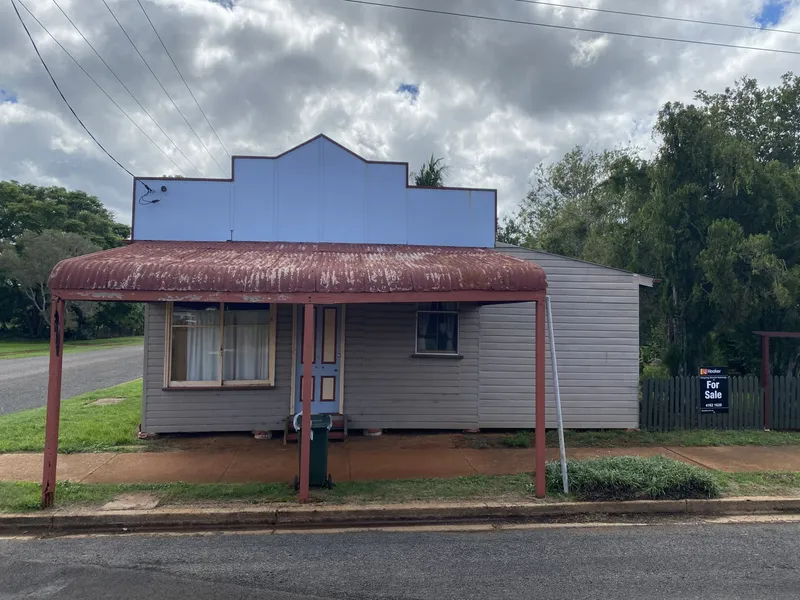 2 Bedroom Cottage With Self Contained Granny Flat