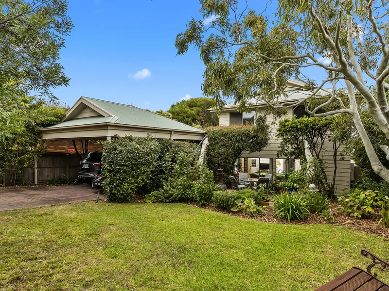 Extensive, Unsurpassed Water and Headland Views Plus Easy Walk To Beach