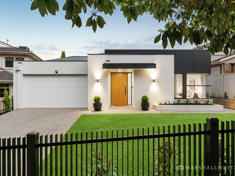 Brand New, Single Level Masterpiece