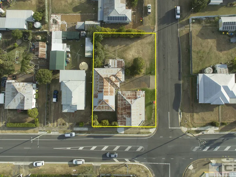 Knock Knock Here is a commercial and residential opportunity