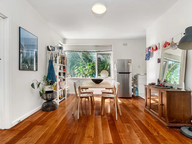 Large & Freshly Painted Apartment in an Unmatched Location!