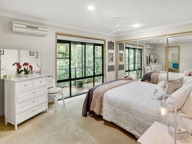 Leafy Noosa Hinterland Oasis…