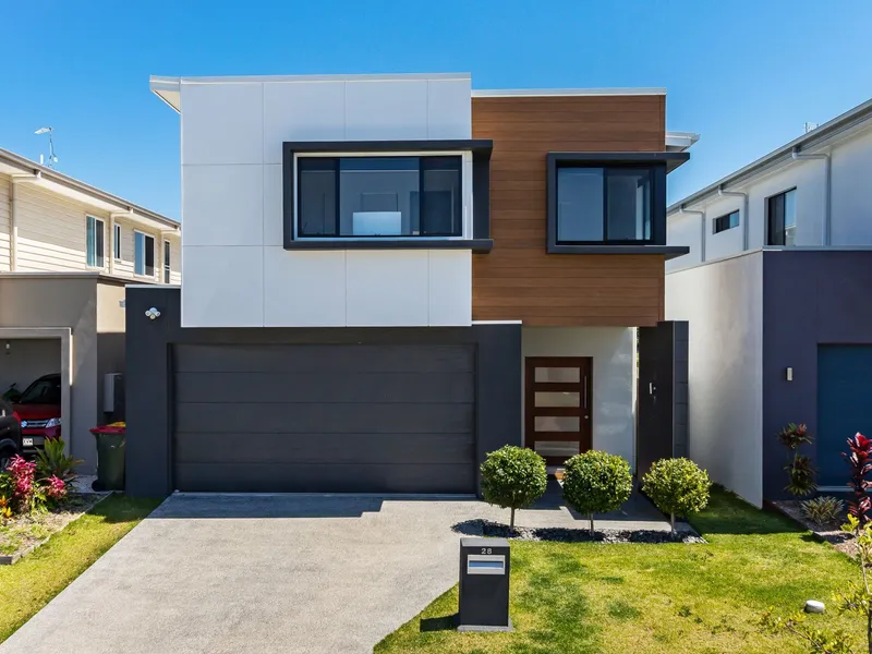 Waterfront Living Birtinya