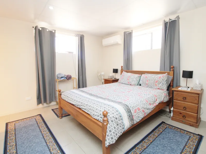 LIVE AND WORK IN STYLE!!