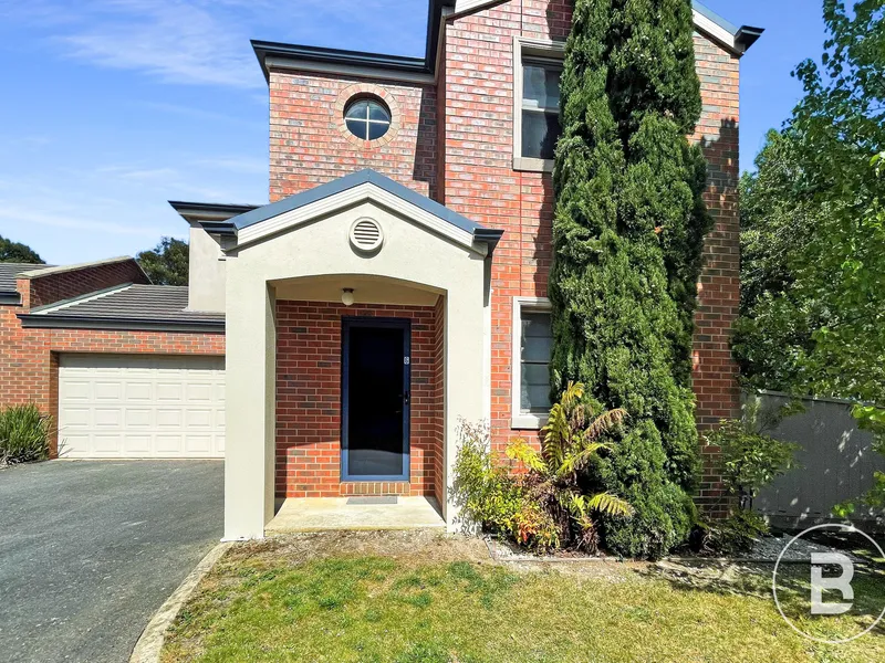 THREE BEDROOM IN QUIET INVERMAY PARK LOCATION
