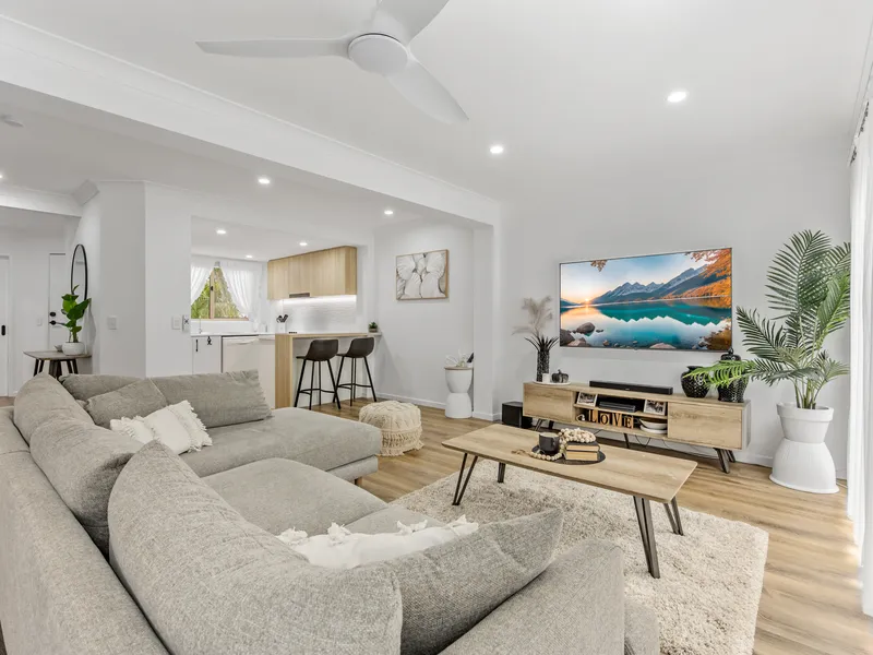 Beautifully Renovated, Move in Ready Townhouse in Sought After Location!