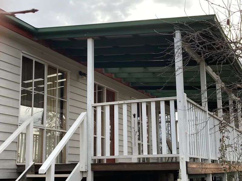 Quite 3 Bedroom house out of town
