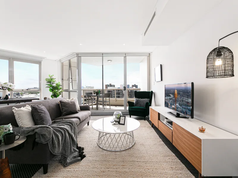 The Must-See Penthouse - this three-bedroom urban home is like no other!