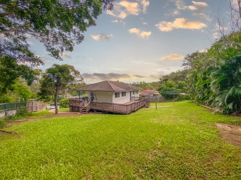 RECENTLY RENOVATED HIGH SET 3 BEDROOM HOUSE WITH NEW KITCHEN