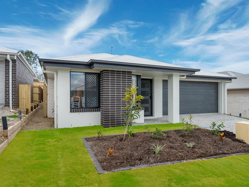 New Covella Estate home with several living area and fully ducted AC