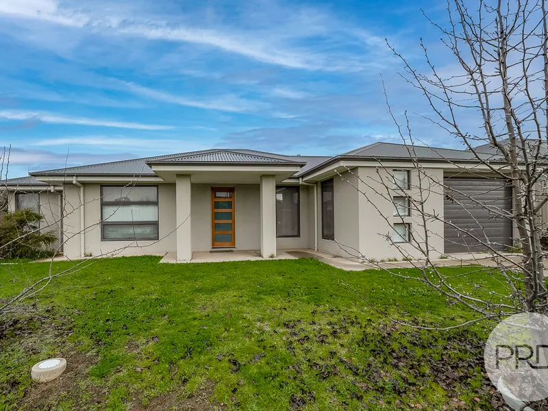 2/12 Paradise Drive, Gobbagombalin NSW 2650