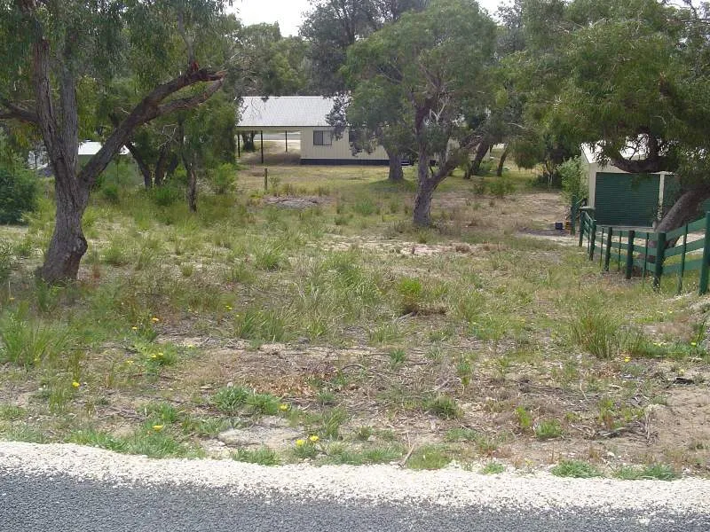 AFFORDABLE BEACH BLOCK WITH ELEVATION FOR VIEWS TO RANGES