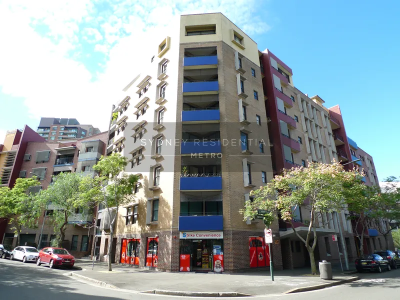 Contemporary 2 Bedroom Apartment - The Clifton
