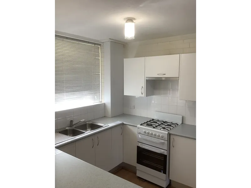 Ground Floor Bedsit Unit