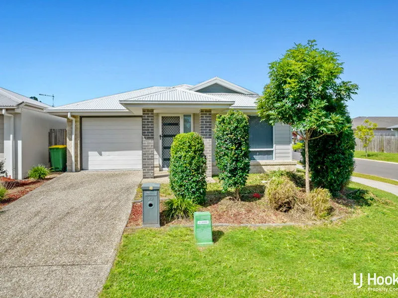 3 Bedroom Low Maintenance Living!