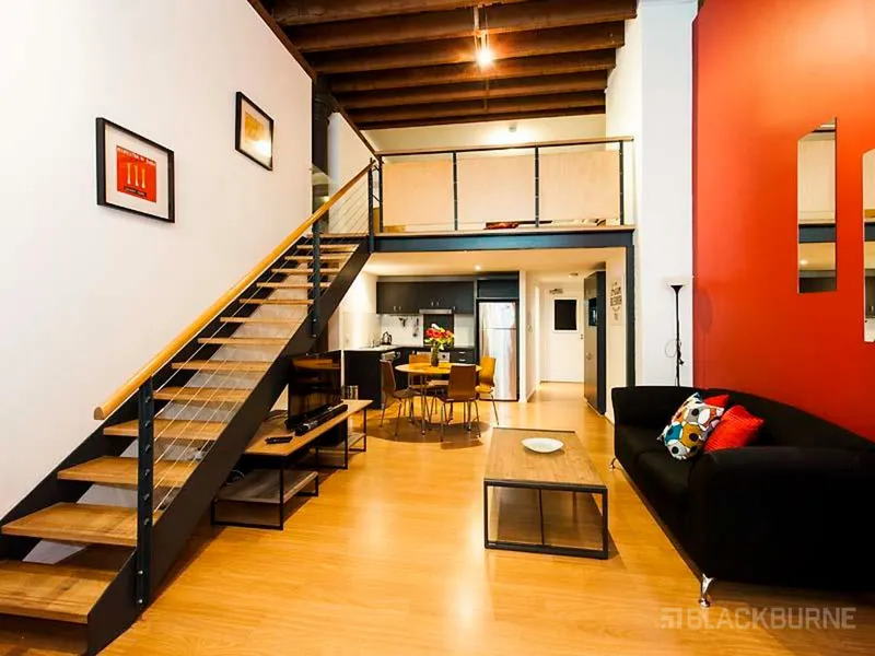 CHARACTER LOFT APARTMENT- FULLY FURNISHED AND EQUIPPED