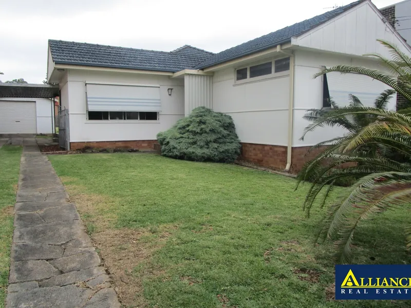 Quiet, Cul-De-Sac Location