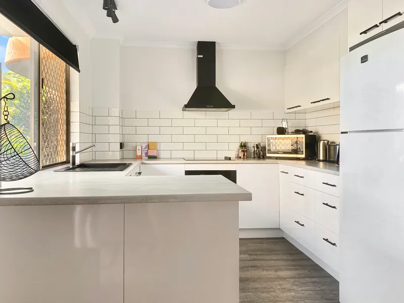 Welcome to 4/383 Esplanade, Torquay (fully furnished unit just move in)