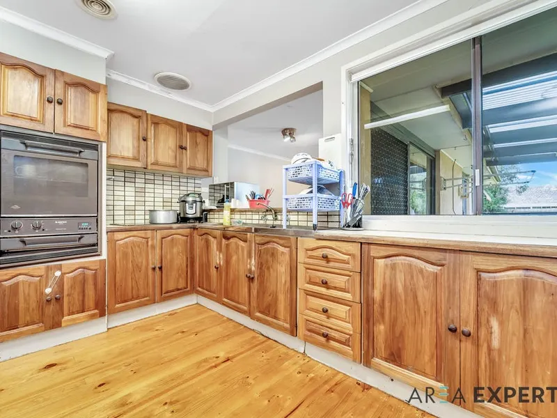 Spacious 4 Bedroom Family Home!