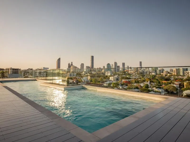 3 Bedroom Apartment - Amazing Value, Amazing Views