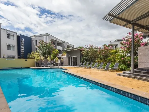 Resort Style Complex in Toowong
