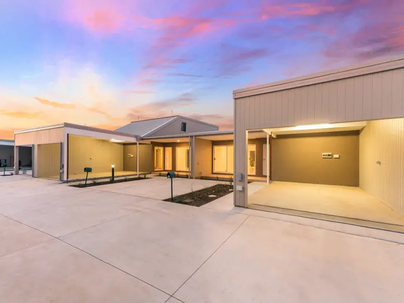 Spacious near new living!