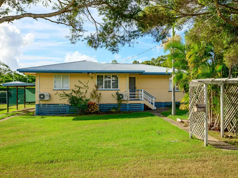NEAT AND TIDY MIDSET HOME IN POPULAR WEST GLADSTONE