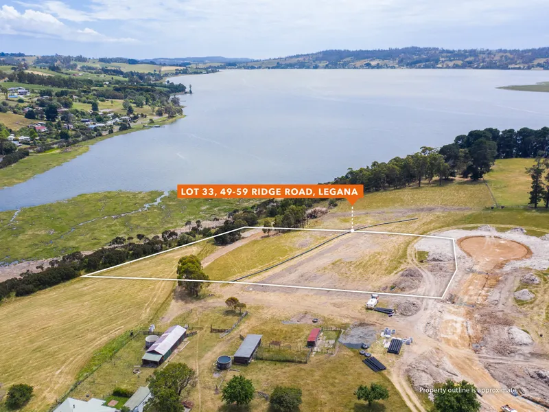 Waterfront acreage, stunning Tamar Valley views, walk to Shopping Centre