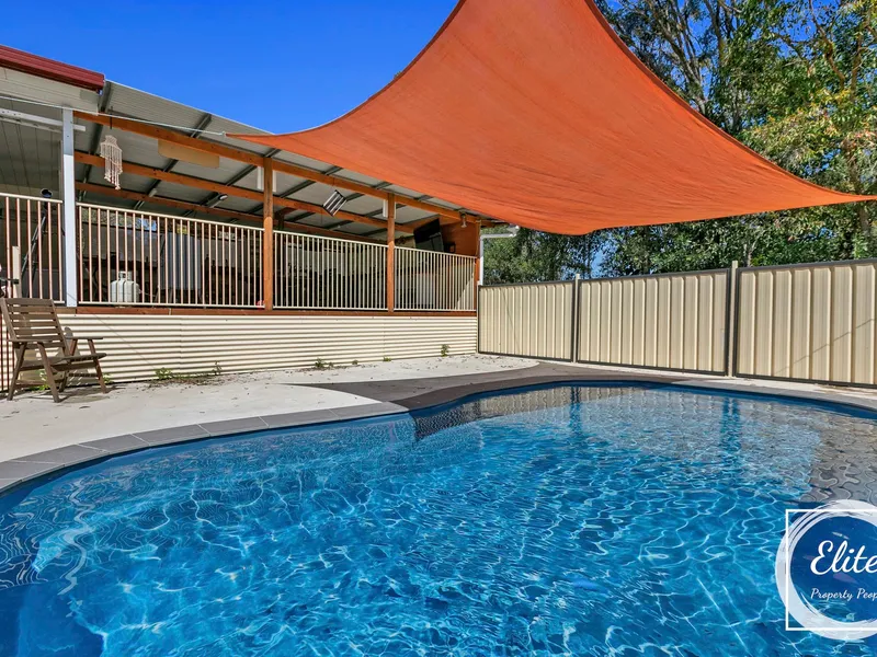 Spacious Acreage!!