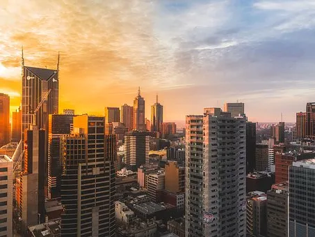 MODERN FULLY FURNISHED TWO BEDROOM APARTMENT IN MEL CBD