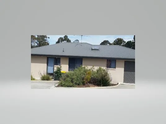 VILLA IN QUIET & PRETTY AREA OF SNUG TAS