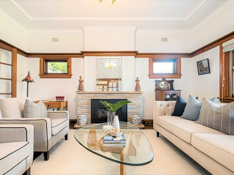 Delightful full brick character home full of natural lights - moments to Lindfield train station, Harris Farm & shops